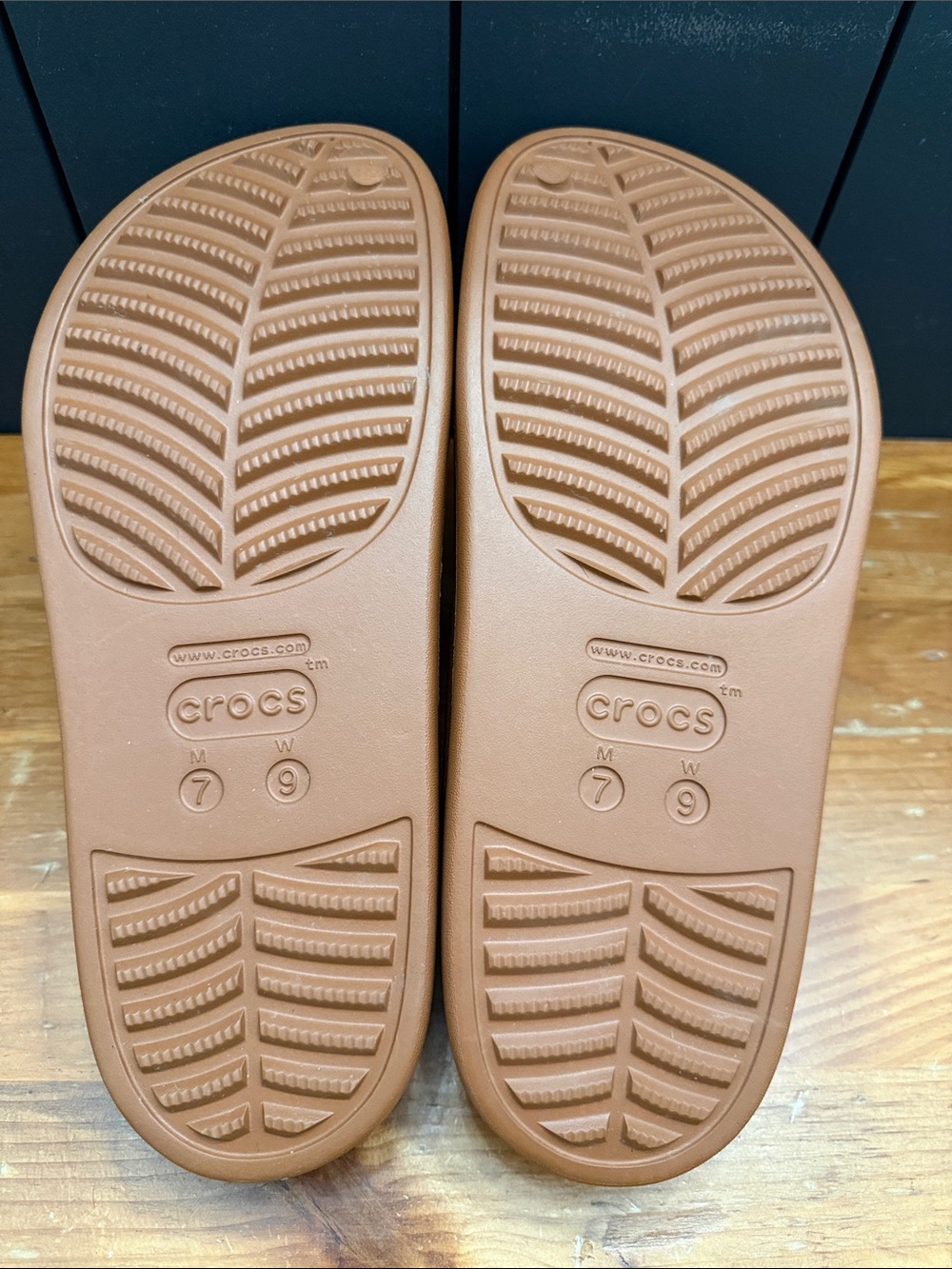 CROCS Dylan Clog Slide in Cognac - Picture 4 of 7
